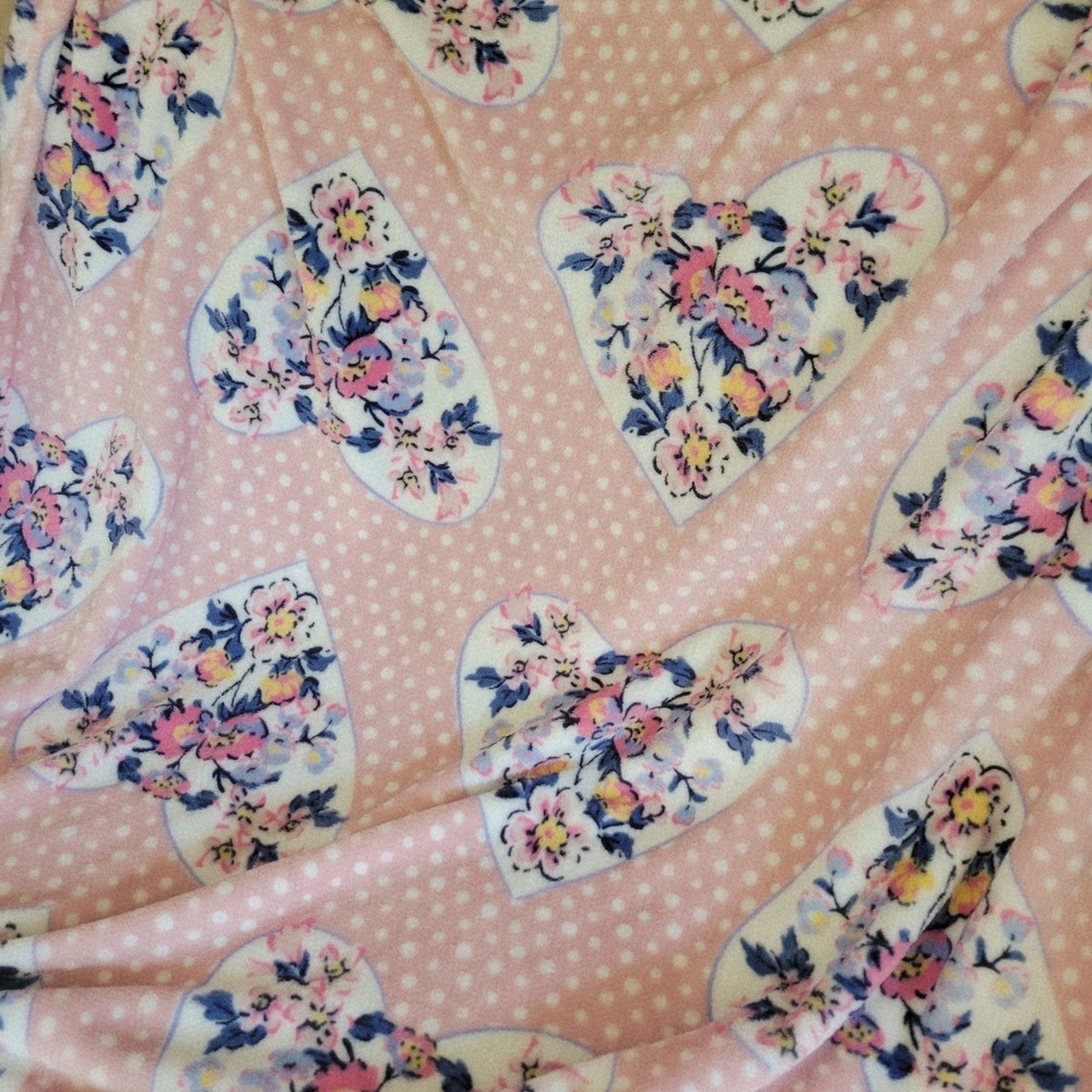 Vera Bradley Pink Plush Throw Blanket MON AMOUR Grandmillennial Hearts - Picture 3 of 6